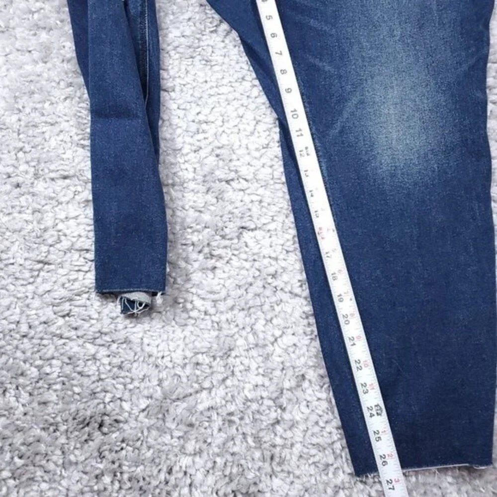 Old Navy High Rise Rockstar Super Skinny Secret Slim Pockets Plus Size 28 Frayed